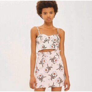 ✨TOPSHOP Daisy Print Mini Sz 12 Skirt✨